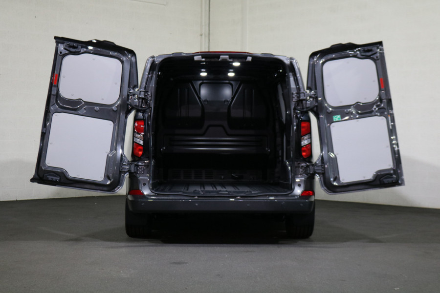 Ford Transit Custom 2.0 TDCI L2 H1 136pk Automaat Black Edition 2x Schuifdeur