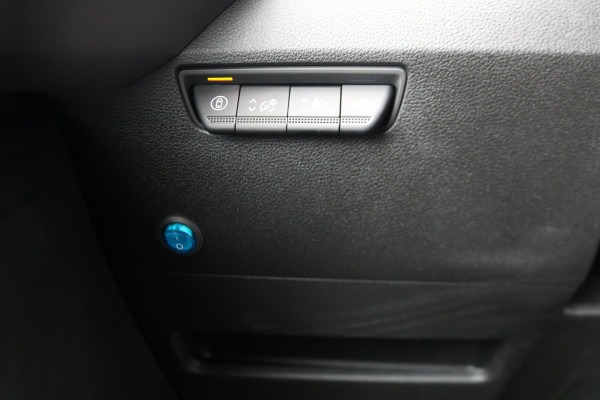 Renault Master 2.0 dCi 170pk Bakwagen met Laadklep