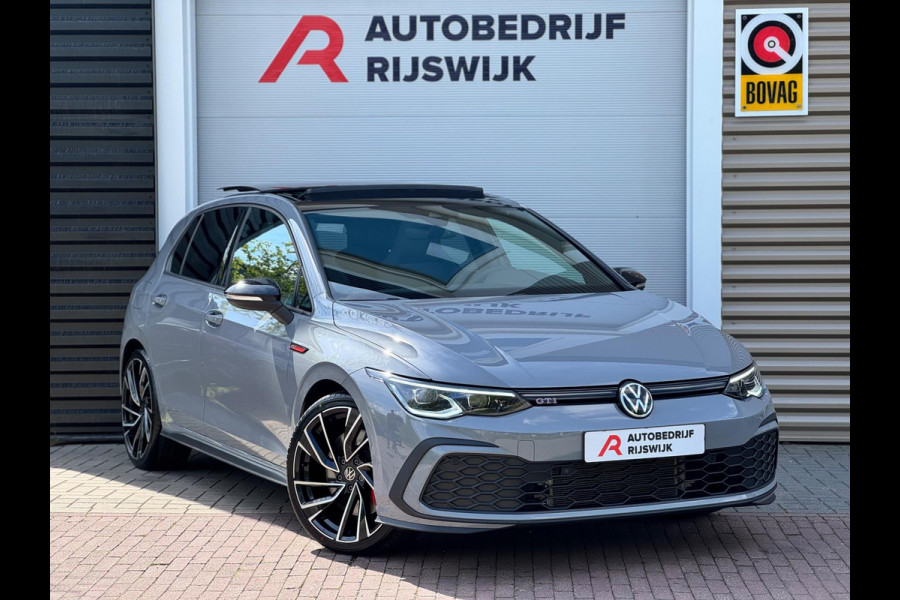 Volkswagen Golf 2.0 TSI GTI Blackstyle Pano/Trekhaak/Matrix