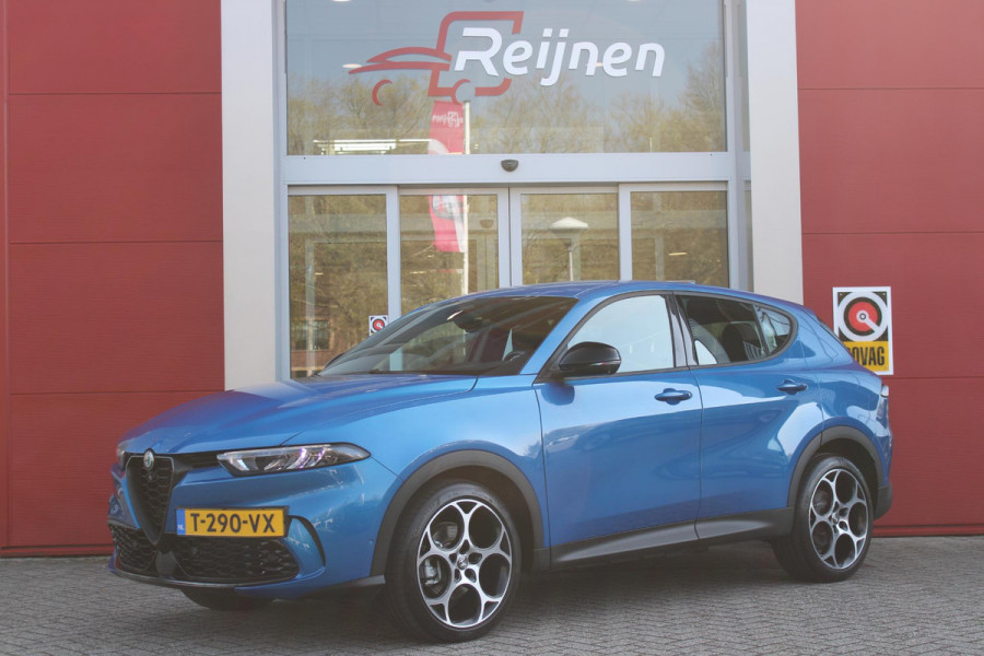 Alfa Romeo Tonale 1.5T 130PK Hybrid SPRINT | 360° CAMERA | NAVIGATIE | DRAADLOOS APPLE CARPLAY / ANDROID AUTO | 19 "INCH LICHTMETALEN VELGEN | ADAPTIVE CRUISE CONTROL | KEYLESS ENTRY / START | VOORSTOELEN / STUUR VERWARMD | VERWARMDE RUITENSPROEIERS | DRAADLOZE TELEFOONLADER | DONKERE HEMELBEKLEDING | DODHOEKDETECTIE |