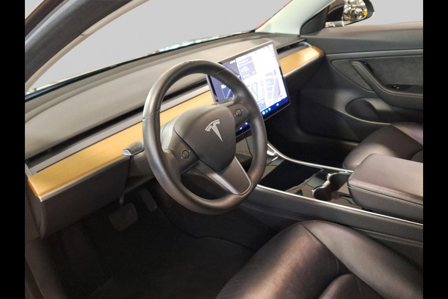 Tesla Model 3 Standard RWD Plus 60 kWh
