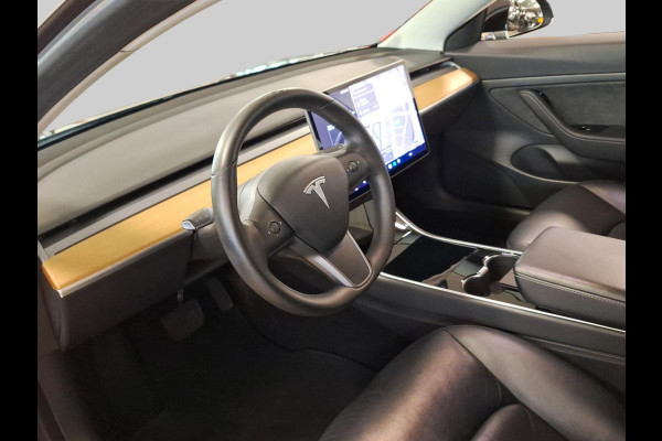 Tesla Model 3 Standard RWD Plus 60 kWh