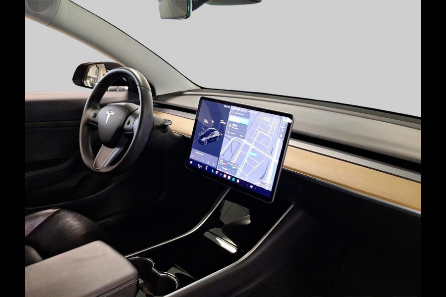 Tesla Model 3 Standard RWD Plus 60 kWh