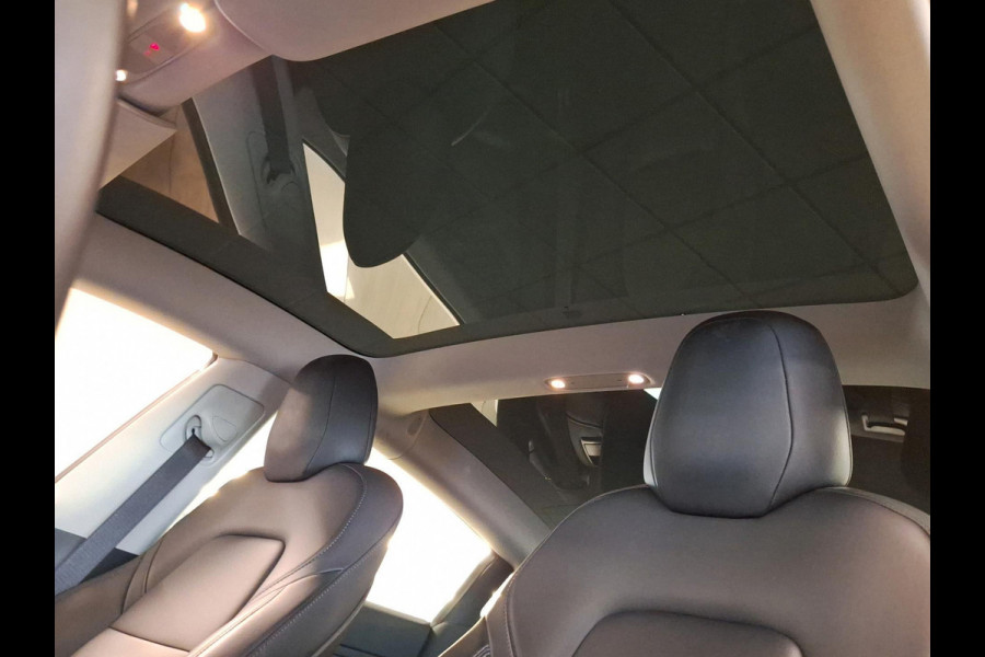 Tesla Model 3 Standard RWD Plus 60 kWh