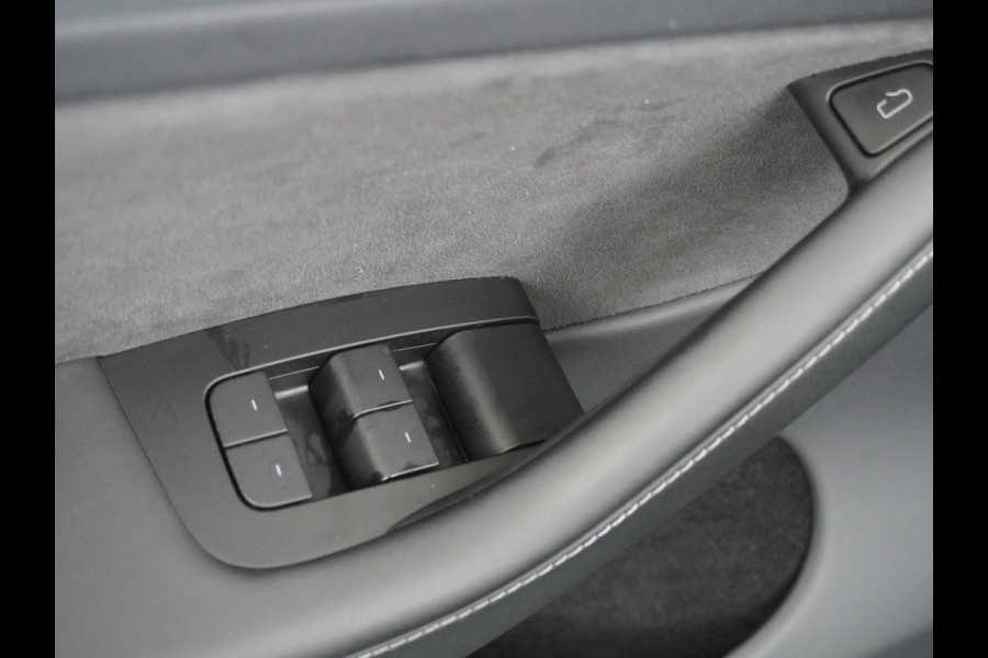 Tesla Model Y Performance AWD 75 kWh ORIG. NL. NAP KM. | AUTOPILOT | TESLA GARANTIE T/M 5-2026