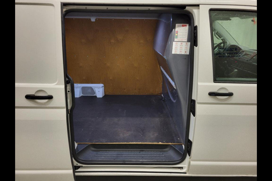 Volkswagen Transporter 2.0TDI 150pk L2/H1 Euro 6!