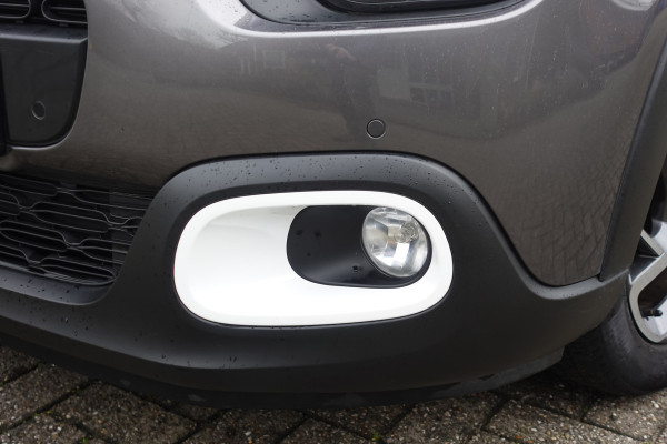 Citroën C3 1.2 PureTech 110 Shine | Automaat | Navi | Camera | Stoel vw | Dodehoek | Lage km | 12 mnd Bovag