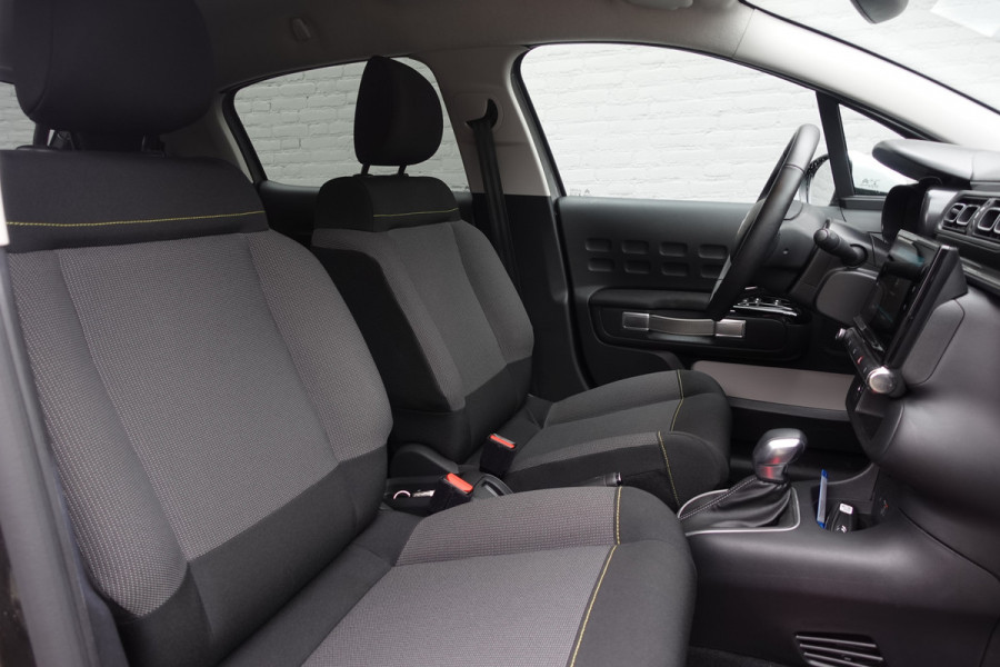 Citroën C3 1.2 PureTech 110 Shine | Automaat | Navi | Camera | Stoel vw | Dodehoek | Lage km | 12 mnd Bovag