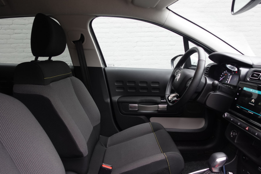 Citroën C3 1.2 PureTech 110 Shine | Automaat | Navi | Camera | Stoel vw | Dodehoek | Lage km | 12 mnd Bovag
