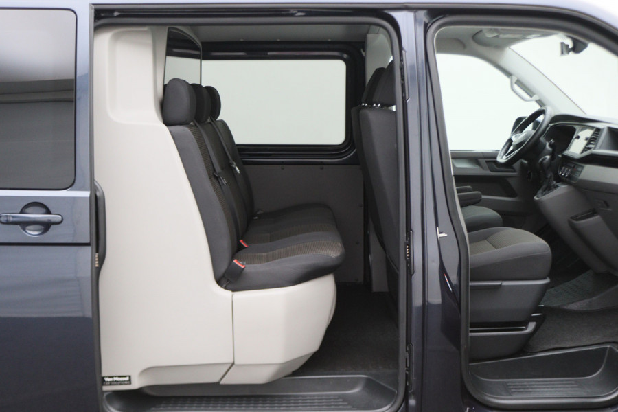 Volkswagen Transporter 2.0 TDI L1H1 DSG 150 pk DC LED, Apple Carplay, Stoelverwarming, Cruise, PDC, DAB