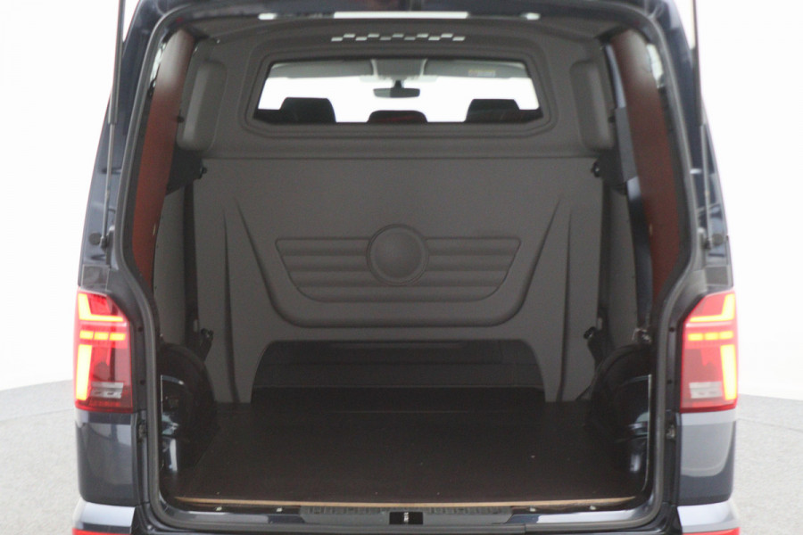 Volkswagen Transporter 2.0 TDI L1H1 DSG 150 pk DC LED, Apple Carplay, Stoelverwarming, Cruise, PDC, DAB