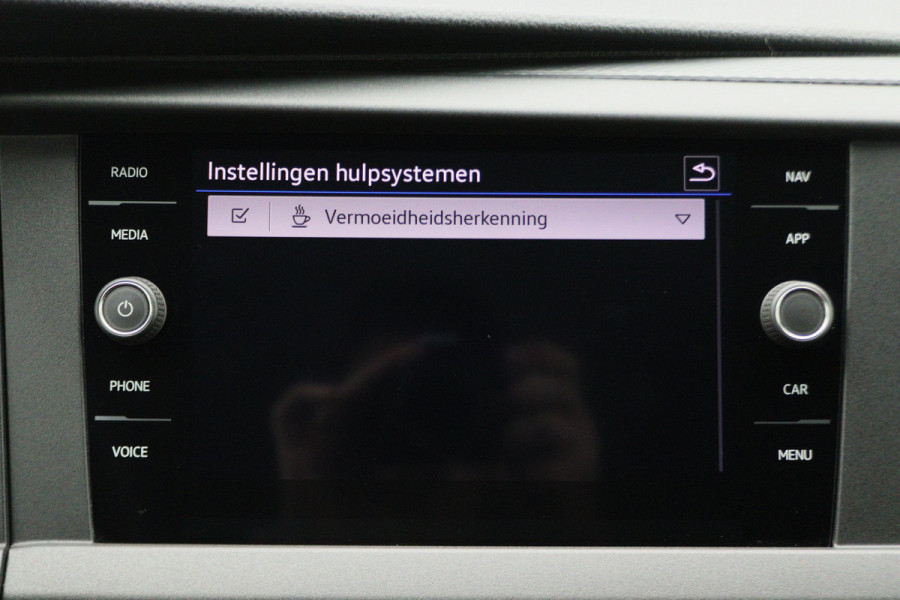 Volkswagen Transporter 2.0 TDI L1H1 DSG 150 pk DC LED, Apple Carplay, Stoelverwarming, Cruise, PDC, DAB