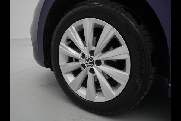 Volkswagen Polo 1.0 TSI 95pk Highline Business Navigatie Stoelverwarming Clima Led 17