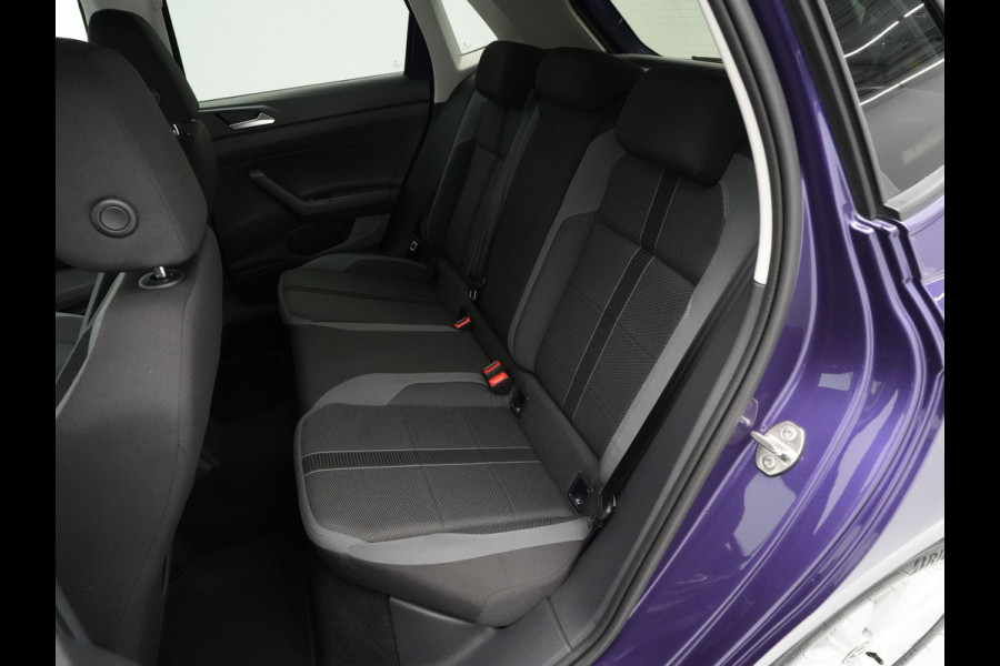 Volkswagen Polo 1.0 TSI 95pk Highline Business Navigatie Stoelverwarming Clima Led 17