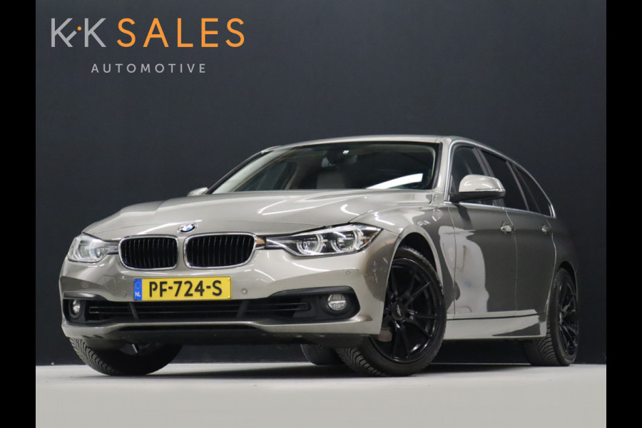 BMW 3 Serie Touring 318i High Executive [APPLE CARPLAY, CRUISE CONTROL, PDC V+A, STOELVERWARMING, ELEK. ACHTERKLEP, VOL LEDER, NAVIGATIE, NIEUWSTAAT]