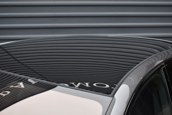 Porsche Cayenne Coupé 3.0 E-Hybrid 462pk | Panoramadak | Sport Chrono | Achterasbesturing | 21'' Velgen | Leder Dashbord | Orig. NL |