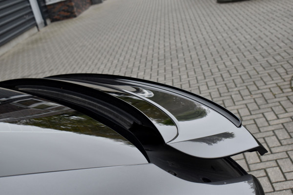 Porsche Cayenne Coupé 3.0 E-Hybrid 462pk | Panoramadak | Sport Chrono | Achterasbesturing | 21'' Velgen | Leder Dashbord | Orig. NL |