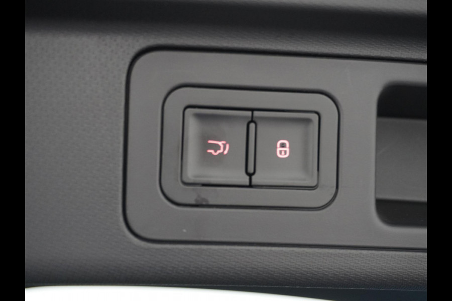 BYD ATTO 3 Design COMPLETE AUTO | RIJKLAAR INCL. FABR. GARANTIE T/M 2028 | AANDRIJFLIJN EN ACCU ZELFS T/M 2030