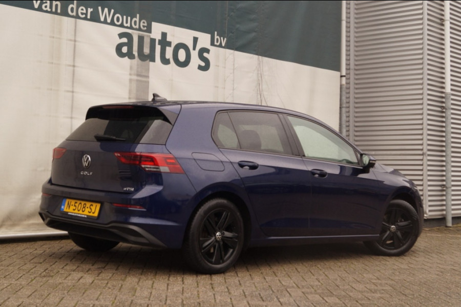 Volkswagen Golf 1.0 eTSI DSG Life Edition -LED-ECC-PDC-NAVI-