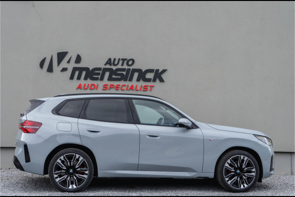 BMW X3 30e xDrive / M- Sport/ Standkachel/ Live Cockpit/ Adaptive Cruise Control/ Panoramadak/  220kW (220PK)