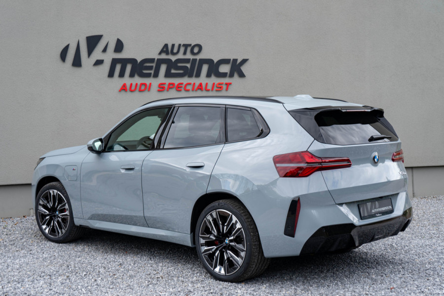 BMW X3 30e xDrive / M- Sport/ Standkachel/ Live Cockpit/ Adaptive Cruise Control/ Panoramadak/  220kW (220PK)