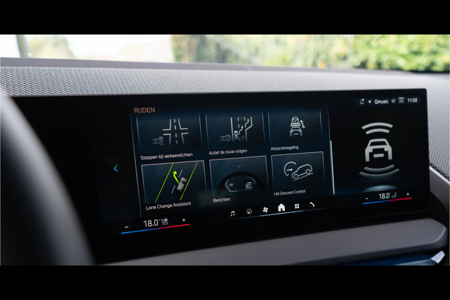 BMW X3 30e xDrive / M- Sport/ Standkachel/ Live Cockpit/ Adaptive Cruise Control/ Panoramadak/  220kW (220PK)