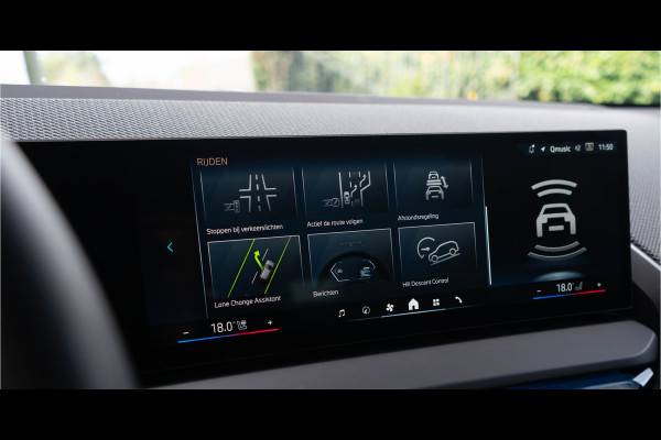 BMW X3 30e xDrive / M- Sport/ Standkachel/ Live Cockpit/ Adaptive Cruise Control/ Panoramadak/  220kW (220PK)
