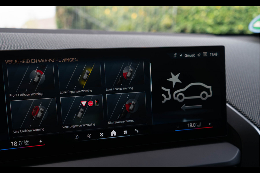 BMW X3 30e xDrive / M- Sport/ Standkachel/ Live Cockpit/ Adaptive Cruise Control/ Panoramadak/  220kW (220PK)
