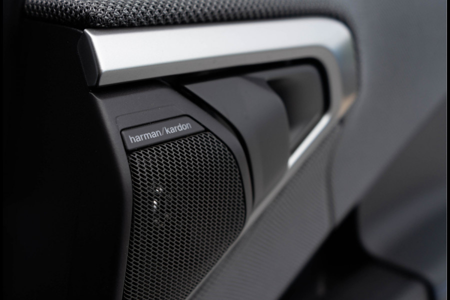 BMW X3 30e xDrive / M- Sport/ Standkachel/ Live Cockpit/ Adaptive Cruise Control/ Panoramadak/  220kW (220PK)