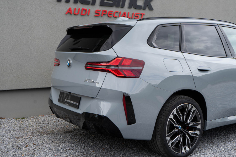 BMW X3 30e xDrive / M- Sport/ Standkachel/ Live Cockpit/ Adaptive Cruise Control/ Panoramadak/  220kW (220PK)