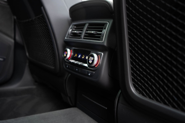 Audi SQ7 4.0 TDI Quattro 7-Pers. / Luchtvering/ Standkachel/ Virtual Cockpit/ Trekhaak/ Panoramadak/ 321kW (436PK)