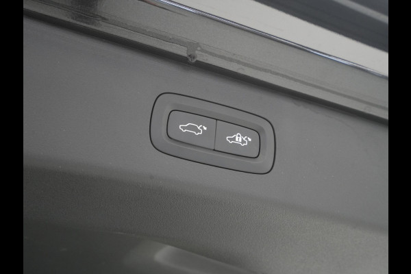 Lynk & Co 01 1.5 Hybride Panorama Camera Stoelverwarming Side Assist Keyless 279
