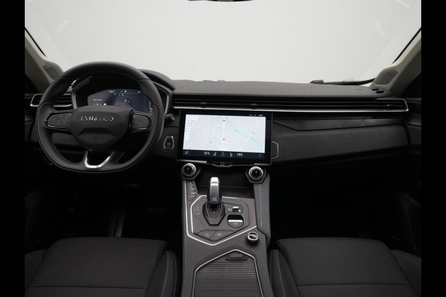 Lynk & Co 01 1.5 Hybride Panorama Camera Stoelverwarming Side Assist Keyless 279