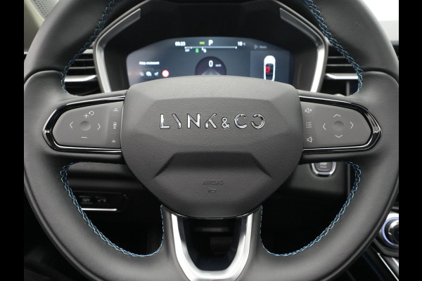 Lynk & Co 01 1.5 Hybride Panorama Camera Stoelverwarming Side Assist Keyless 279