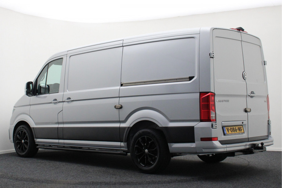 Volkswagen Crafter 30 2.0 TDI L3H2 2x Schuifdeur, Camera, Cruise, Airco, 3-Zits, Apple Carplay, Trekhaak, 18''