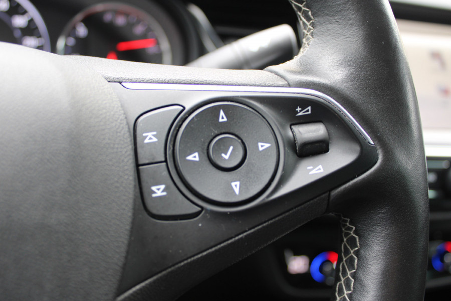 Opel Insignia Grand Sport 1.5 Turbo Business Executive | Camera | Cruise control | Winter pack