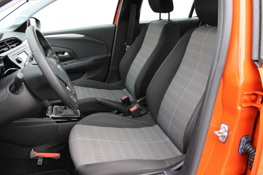 Opel Corsa 1.2 Edition NAVI | AIRCO | NL-AUTO ! 2DE PINKSTERDAG GEOPEND VAN 10:00 UUR T/M 17:00 UUR
