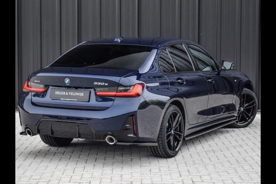 BMW 3-serie 330e xDRIVE | M-SPORT | TREKHAAK | SPORTSTOELEN | ACTIVE CRUISE CONTROL | CAMERA | LEDEREN BEKLEDING | DAB+ | HIFI SOUND | SHADO