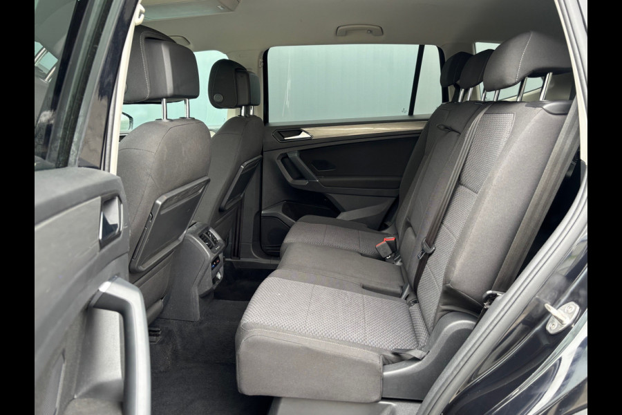 Volkswagen Tiguan Allspace BWJ 2018 | 1.4 TSI 150PK Comfortline Business R 7p. | CLIMA | TREKHAAK | NAVI | STOELVERW | CAMERA A |