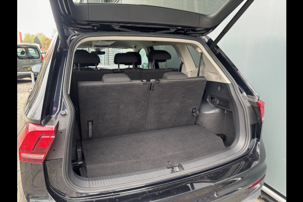 Volkswagen Tiguan Allspace BWJ 2018 | 1.4 TSI 150PK Comfortline Business R 7p. | CLIMA | TREKHAAK | NAVI | STOELVERW | CAMERA A |