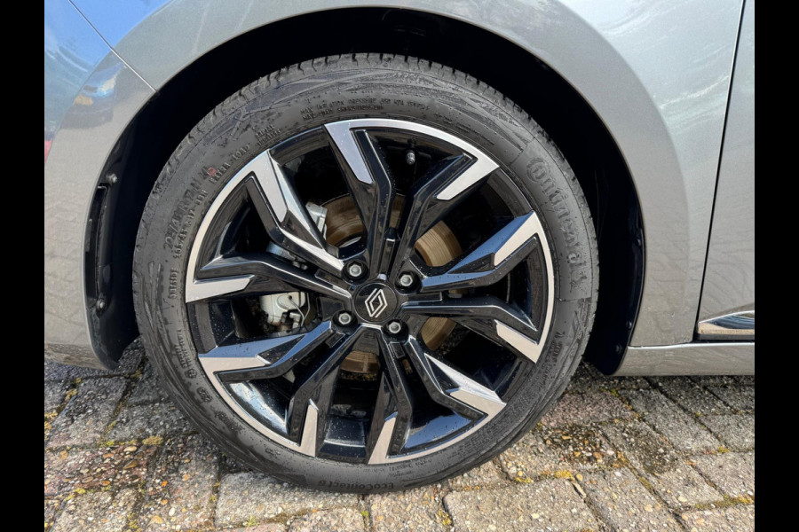 Renault Clio 1.6 E-Tech Full Hybrid 145 Techno Nieuw Model! LM 17'' / 360 camera / Apple & Android auto / P-sensoren