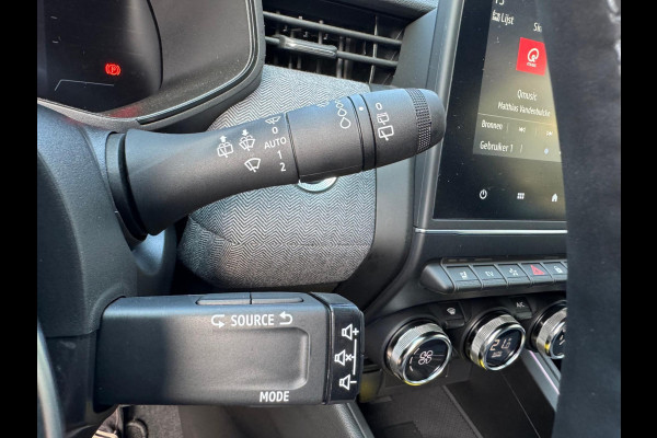 Renault Clio 1.6 E-Tech Full Hybrid 145 Techno Nieuw Model! LM 17'' / 360 camera / Apple & Android auto / P-sensoren