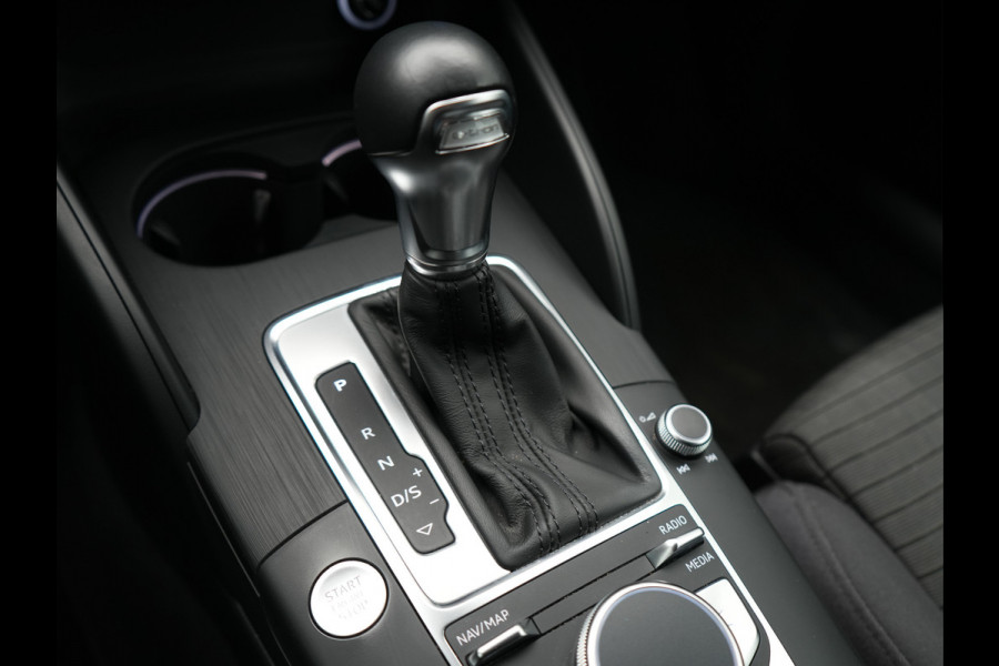 Audi A3 Sportback 40 e-tron Advance Sport Plug In Hybrid | PHEV | Trekhaak Afneembaar | Navi | Adaptive Cruise | Sportstoelen Verwarmend | Spraakbediening |