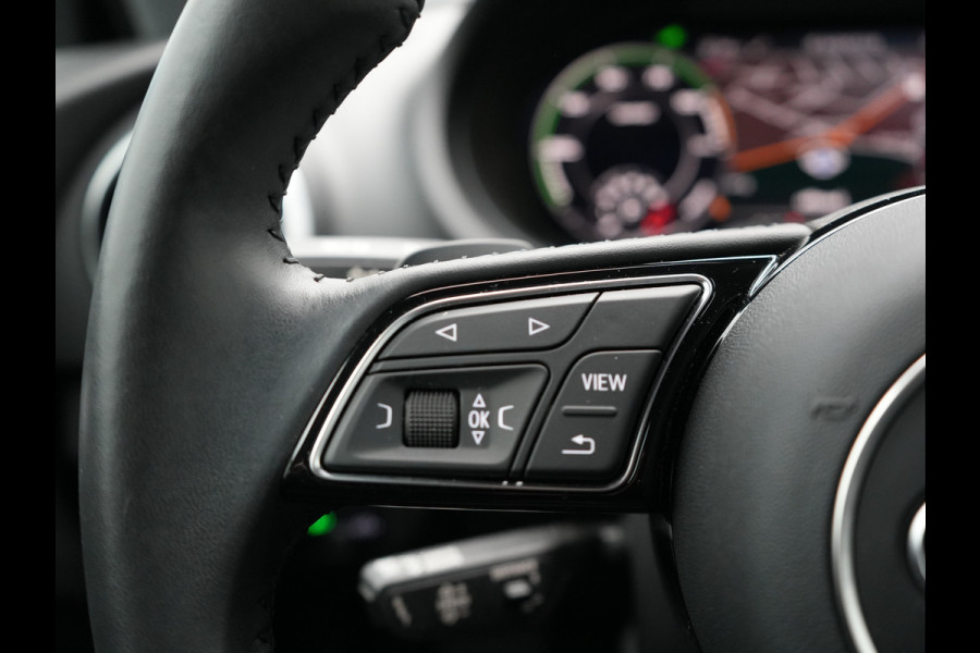 Audi A3 Sportback 40 e-tron Advance Sport Plug In Hybrid | PHEV | Trekhaak Afneembaar | Navi | Adaptive Cruise | Sportstoelen Verwarmend | Spraakbediening |