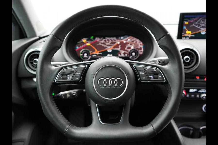 Audi A3 Sportback 40 e-tron Advance Sport Plug In Hybrid | PHEV | Trekhaak Afneembaar | Navi | Adaptive Cruise | Sportstoelen Verwarmend | Spraakbediening |
