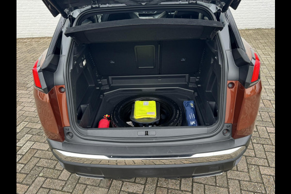 Peugeot 3008 1.2 PureTech GT Line Cruise control Climate control Apple / Android Achteruitrijcamera Dodehoekdetectie