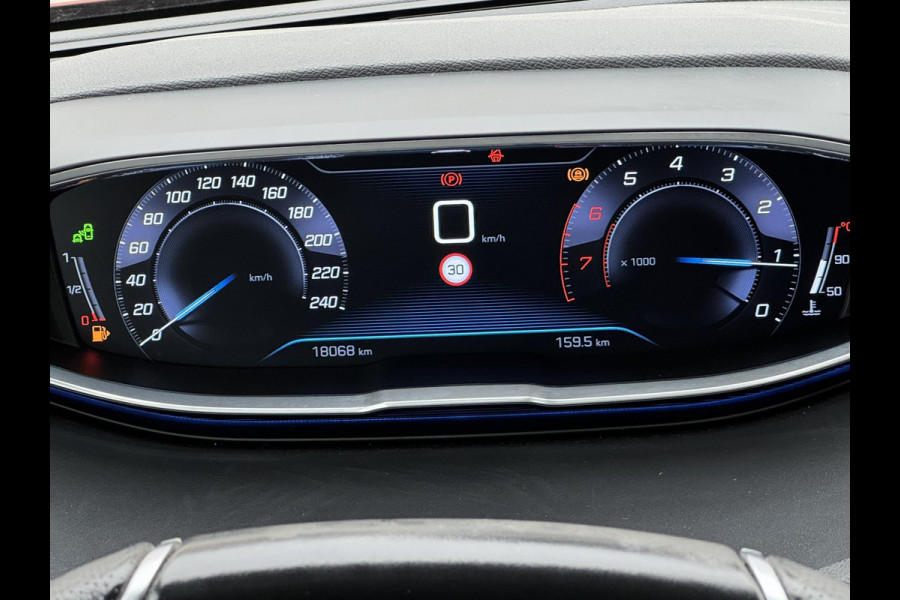 Peugeot 3008 1.2 PureTech GT Line Cruise control Climate control Apple / Android Achteruitrijcamera Dodehoekdetectie