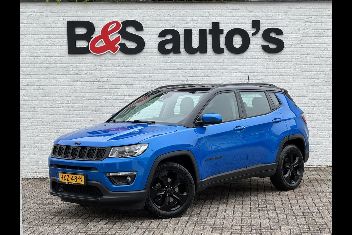 Jeep Compass 1.4 MultiAir Sport Cruise control Climate control Apple / Android DAB Achteruitrijcamera Jeep Compass 1.4 MultiAir Sport Cruise control Climate control Apple / Android DAB Achteruitrijcamera