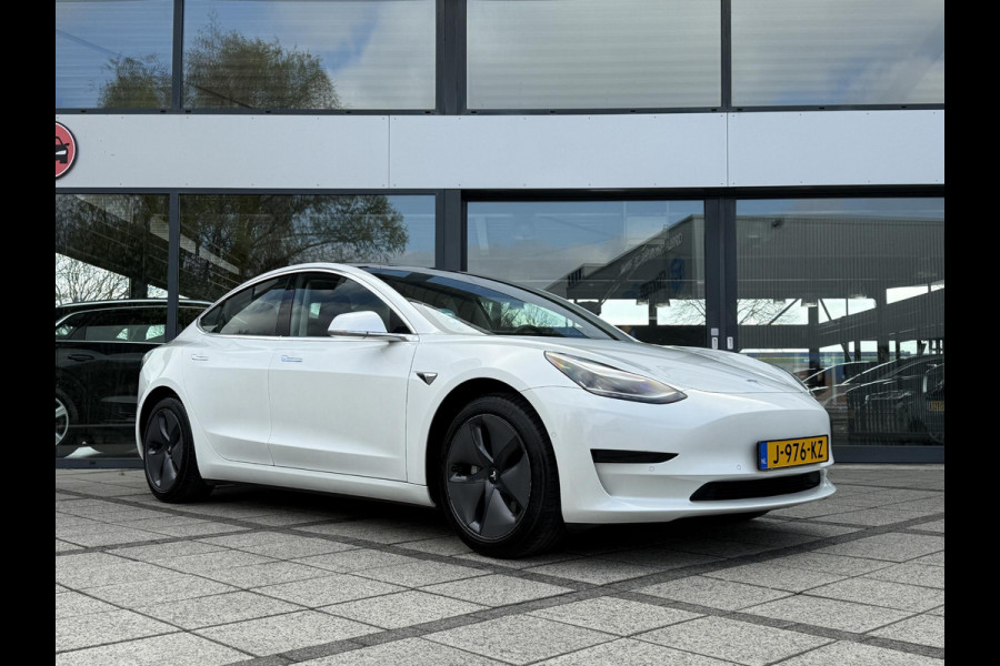 Tesla Model 3 Range Plus | Autopilot | Panorama | Leder | Navi | Autopilot | Panorama | Leder |
