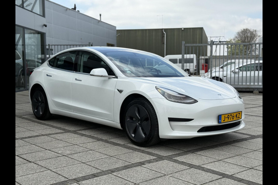 Tesla Model 3 Range Plus | Autopilot | Panorama | Leder | Navi | Autopilot | Panorama | Leder |